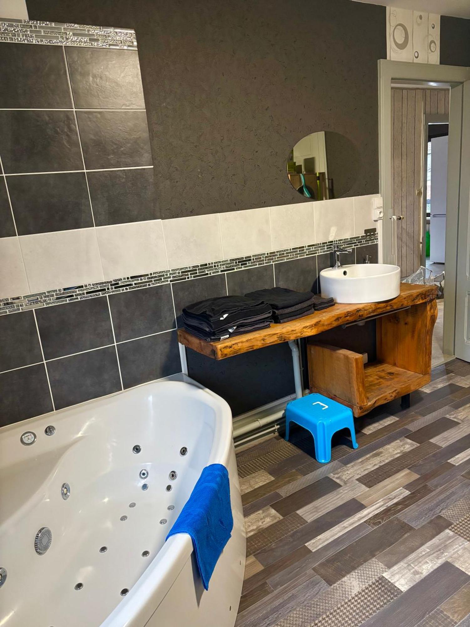Gite 205 M2, 8Pers Piscine, Jacuzzi, Balneo Privatifs Vagney Εξωτερικό φωτογραφία